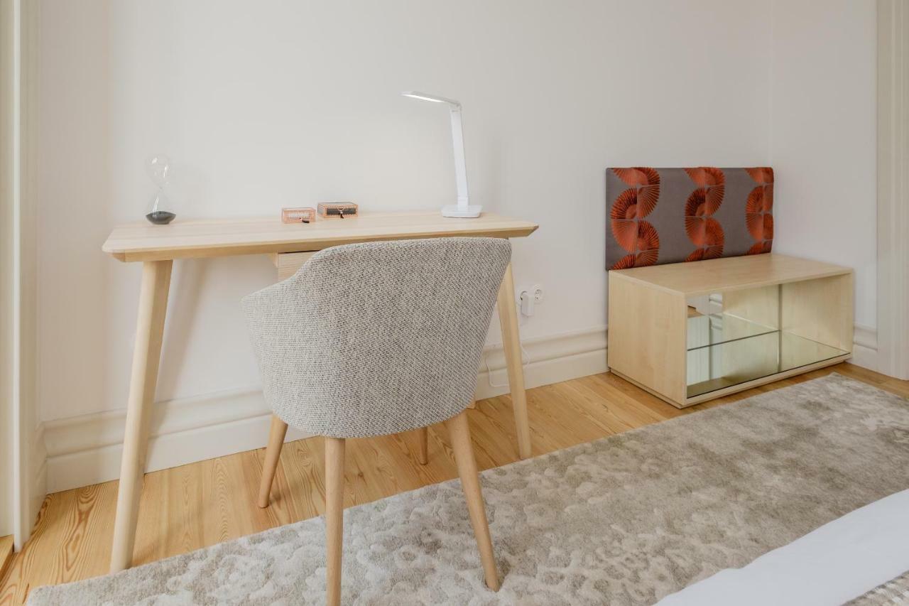 Boutique Rentals-Kihara'S Ribeira Apt With Great Views Porto Bagian luar foto